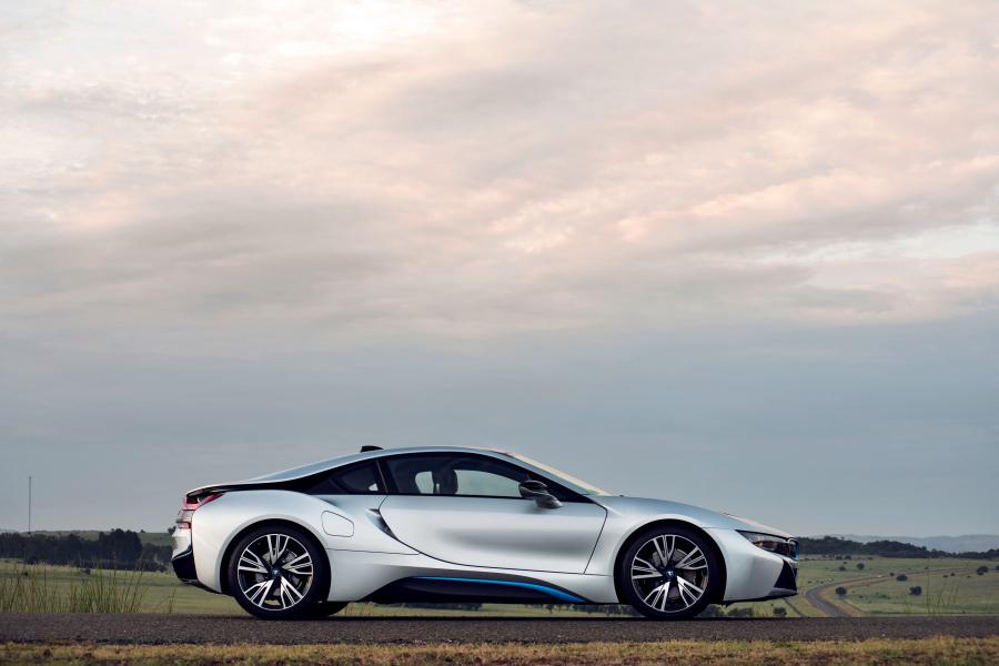  BMW i8 2015 года  (ZA) (фото 6 из 30)
